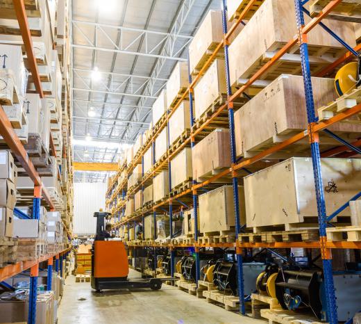 Common features of inventory control software include inventory stock level tracking, purchase order history, current purchase order status, and standard pricing tables.