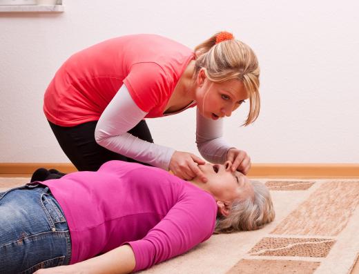 CPR training is one of the basics of a lifeguard course.