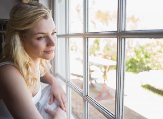 Daydreaming to relieve boredom can be part of a healthy lifestyle.