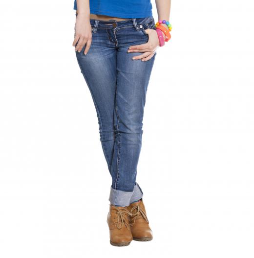 Tummy tuck jeans are designed to slim the belly.