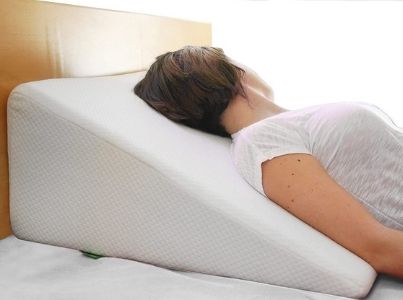 Cushy Form Bed Wedge Pillow