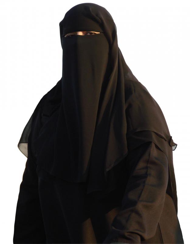 What is a Burqa? (with pictures)